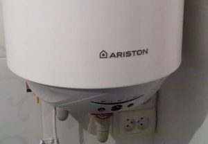 Замена водонагревателя Аристон в Торжке
